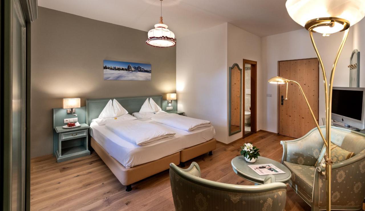 Hotel Zum Turm Castelrotto Bagian luar foto